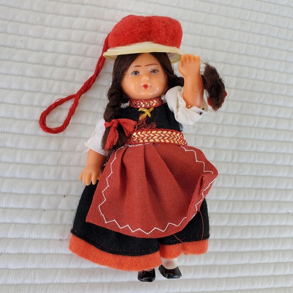 8 Czech Folklore Boy Girl Dolls 1950s 4"-12" Folk Czechoslovakian Ethnic Dress - Picture 15 of 16